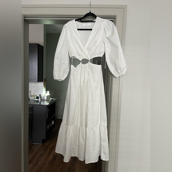 Astr Dresses & Skirts - ASTR the Label dress